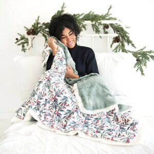 Minky Couture Christmas Holiday Blanket Mistletoe + Berries Tween Size (52”x35”)